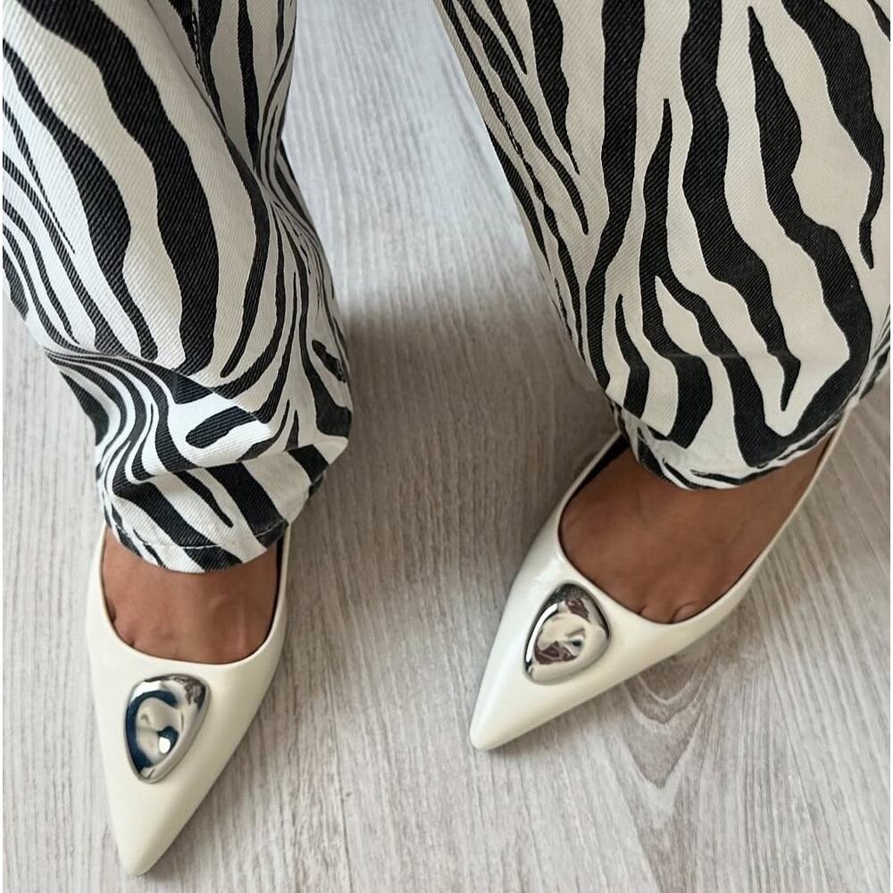 ZARA White Leather Cap Toe Heels NWT Silver Metal Pointed Pumps Size 8 - Picture 13 of 16